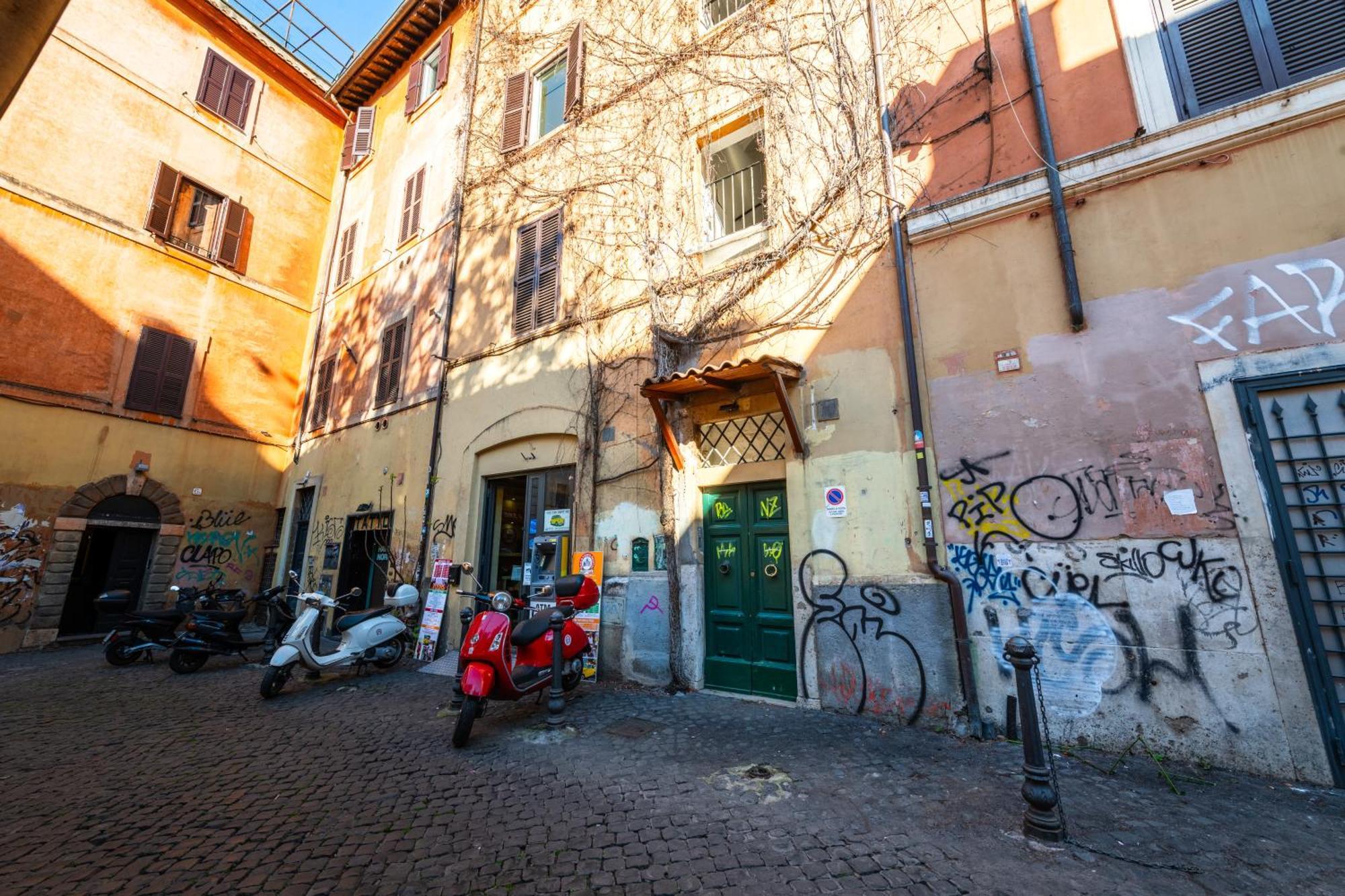 San Calisto Apartment Roma Esterno foto